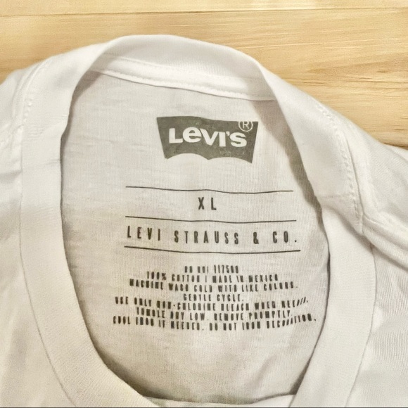 Levi’s T-Shirt - Picture 4 of 4